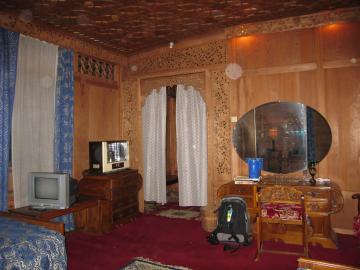 My room on the houseboat on Dal Lake